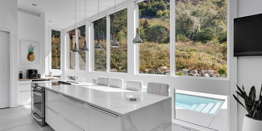 Maximized glass surface area